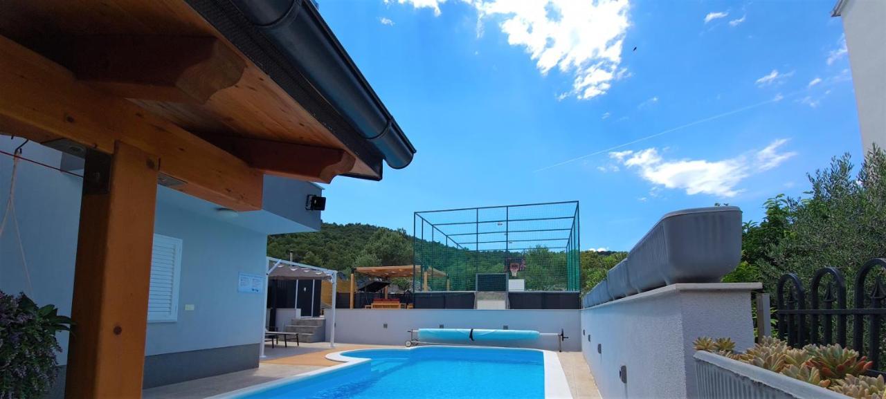 Villa Freya - Vacation House Слатине Екстер'єр фото
