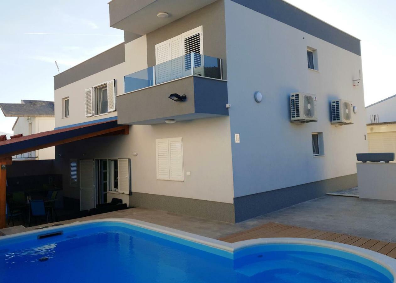 Villa Freya - Vacation House Слатине Екстер'єр фото