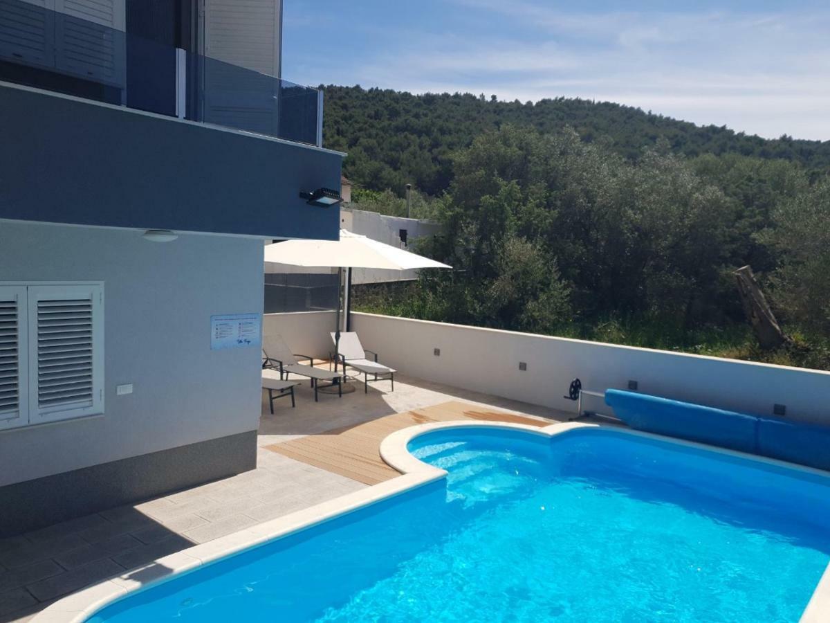 Villa Freya - Vacation House Слатине Екстер'єр фото
