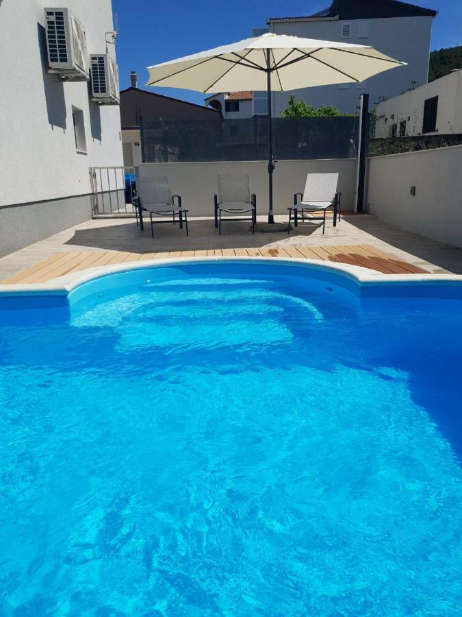 Villa Freya - Vacation House Слатине Екстер'єр фото