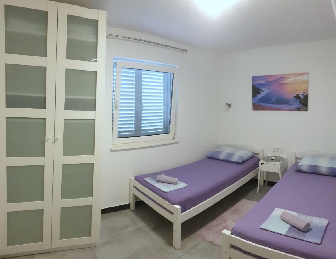 Villa Freya - Vacation House Слатине Екстер'єр фото